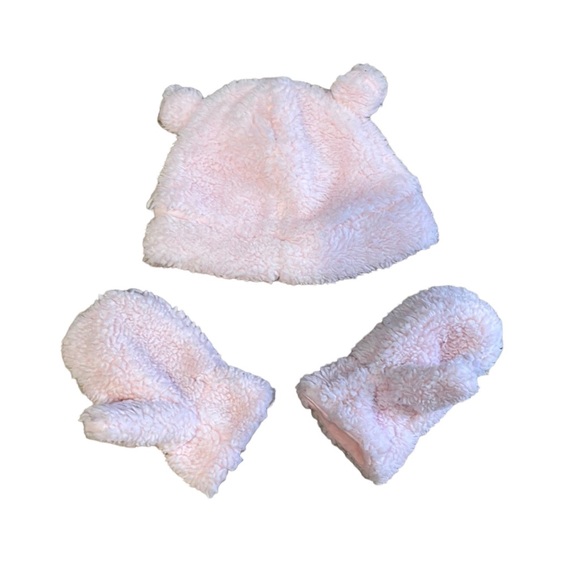 Carter's Other - CARTERS UEC Toddler Girl 2t-4t pink mitten and hat Sherpa set fuzzy bear ears